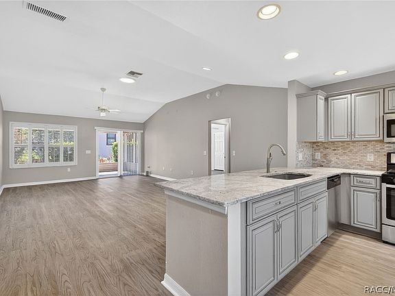 4th image of 17559 SE 81st Parnassus Ct