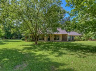 8 Sterling Ranch Rd N, Haughton, LA 71037