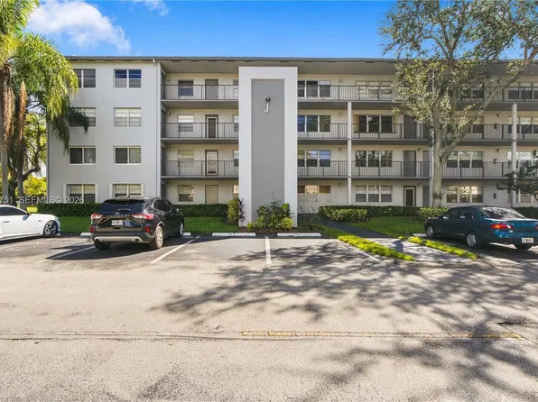 101 SW 132nd Way APT 402J, Pembroke Pines, FL 33027
