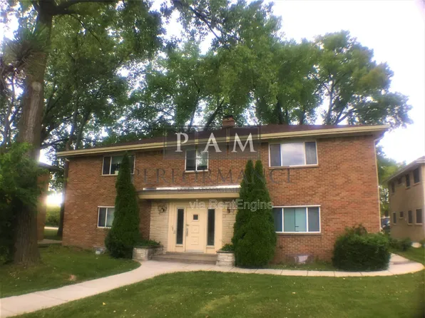 5327 N Mohawk Ave APT 2, Glendale, WI 53217