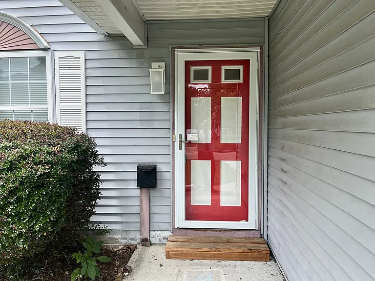 9251 Hickory St — Photo 3