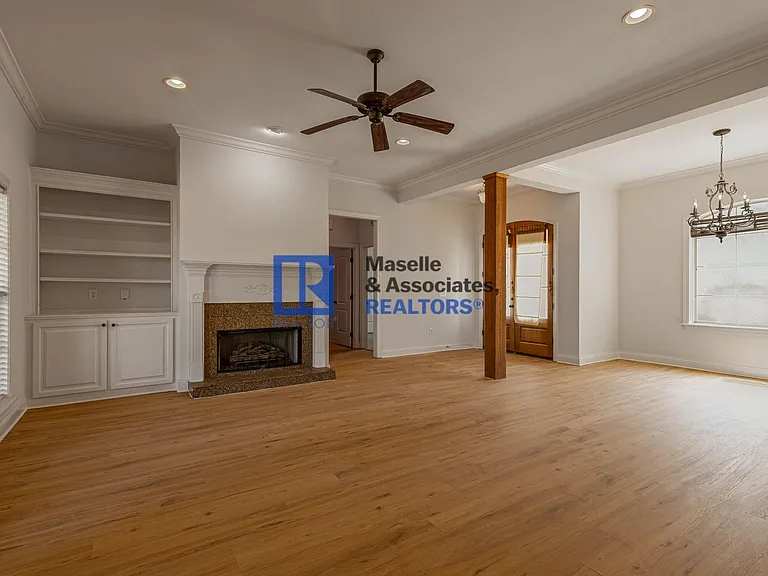 153 Hartfield Dr — Photo 11