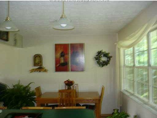 4th image of 4207 Chesterfield Ave