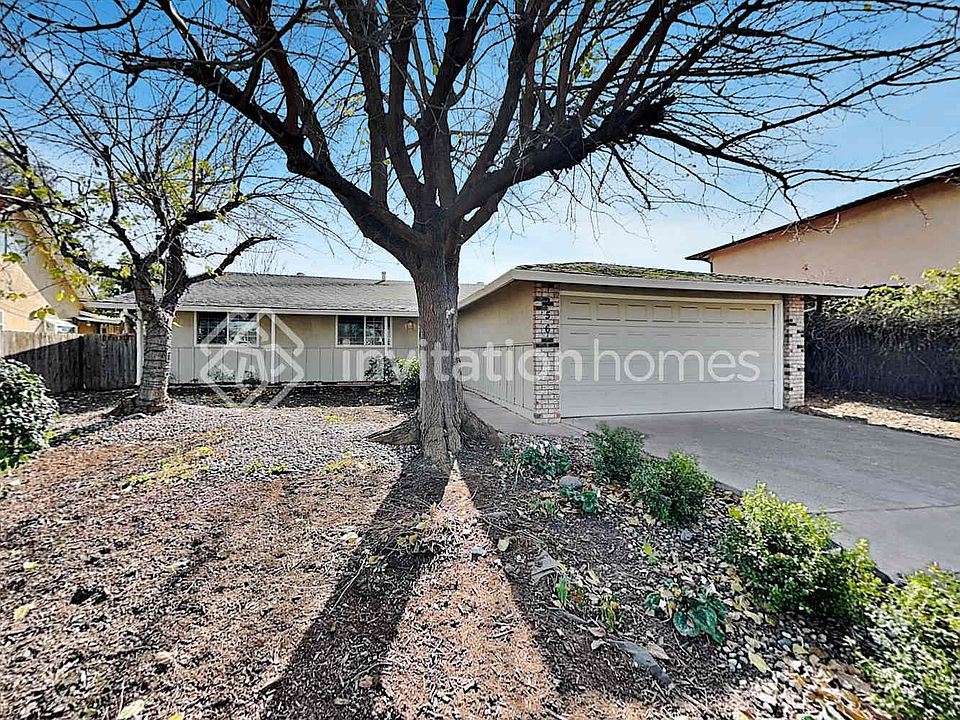 1st image of 256 Andrea Dr