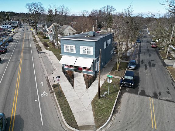 2nd image of 1107 Walker Ave NW