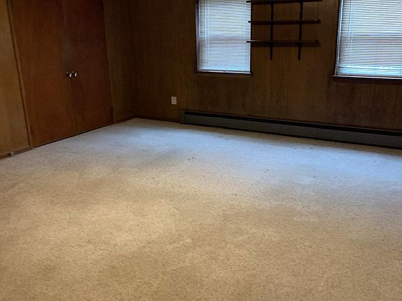 4th image of 12 Loring Ave #1