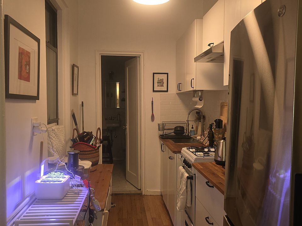 1st image of 228 W 17th St #1A