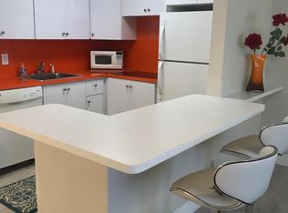 3025 Ellesmere #B, Deerfield Beach, FL 33442