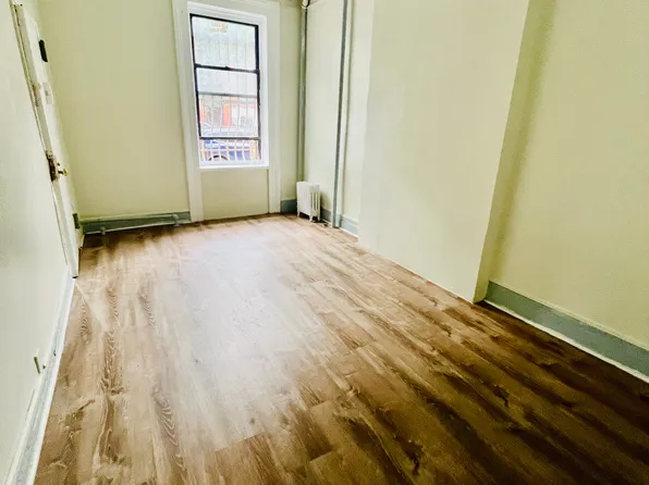 422 East 118th Street image 1 of 8