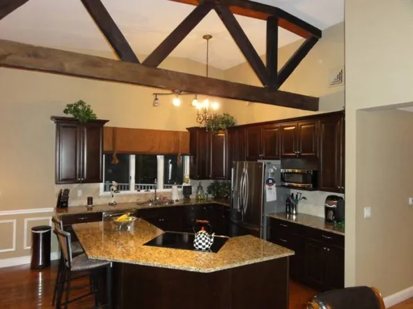 7 Hillcrest Rd, Towaco, NJ 07082