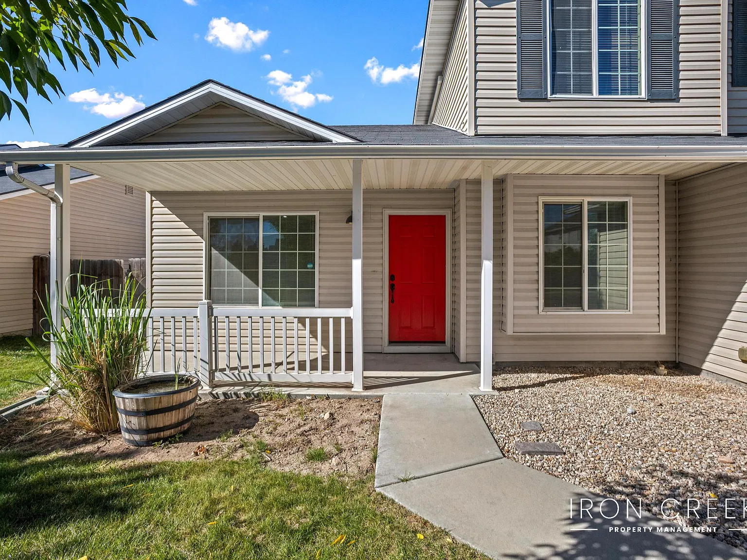 4 bed, 2.5 bath, 1568 sqft, $2,245 — Photo 2