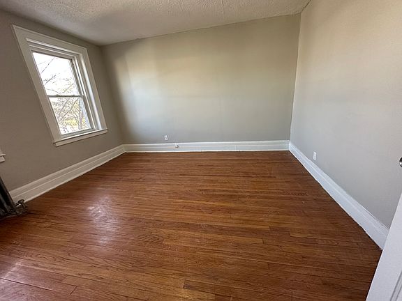 5th image of 511 Norton Pkwy #32AN