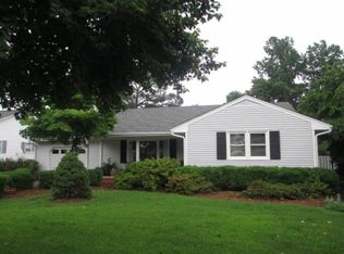 3077 N Riverside Dr, Lanexa, VA 23089