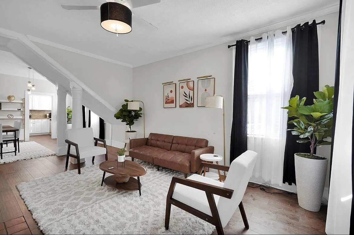 2205 Ernest St — Photo 3
