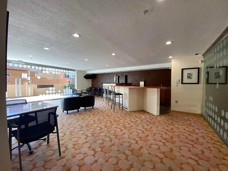 8889 Caminito Plaza Centro #7219 — Photo 23