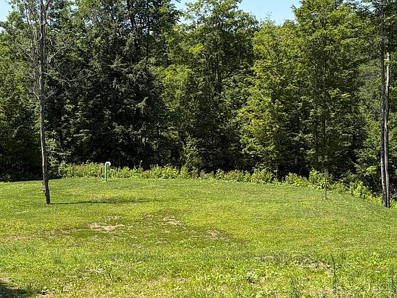 5th image of 487 Jenks Rd