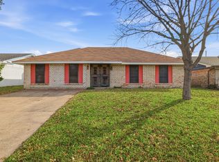 504 Debra Dr, Mesquite, TX