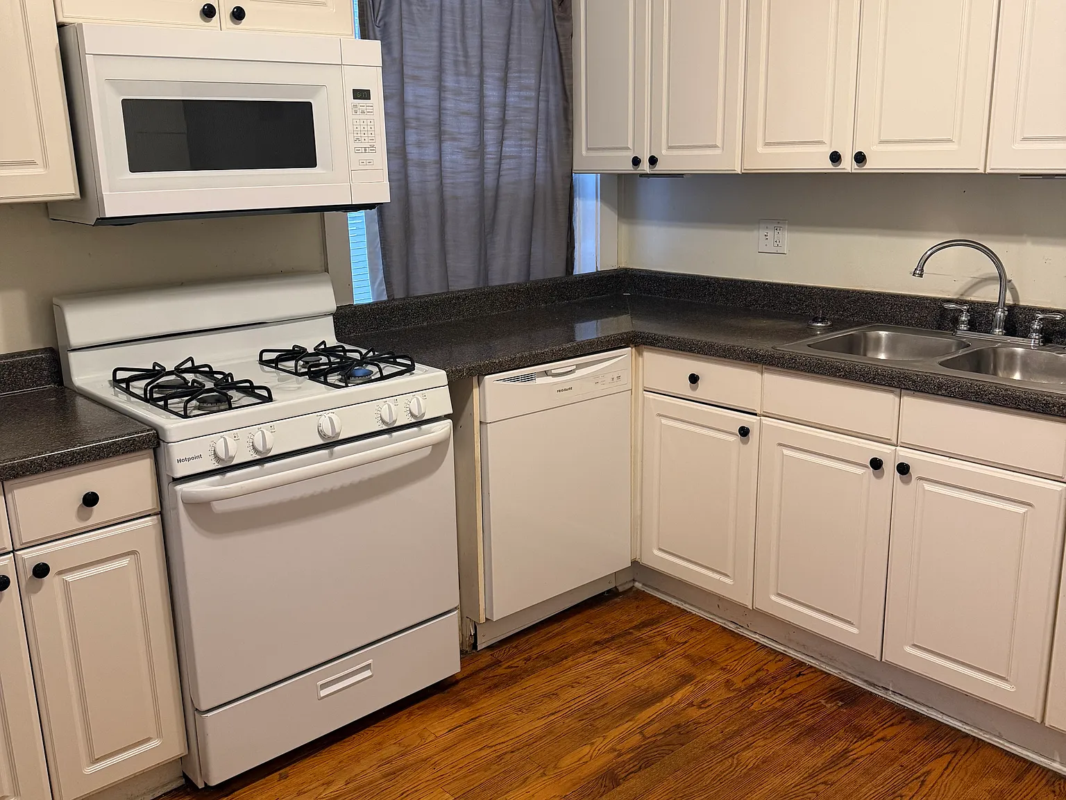1 bed, $1,625 — Photo 4