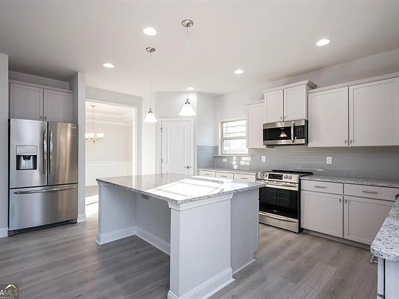 5th image of 3014 Fairway Dr Lot 952