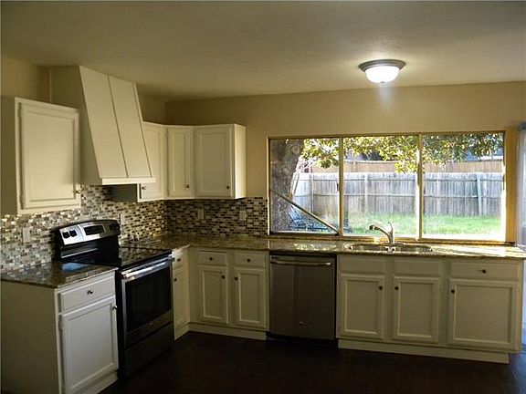 5th image of 3733 McKinley Dr