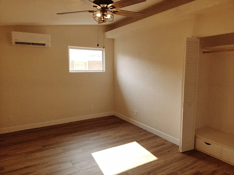 201 Circle Dr — Photo 14