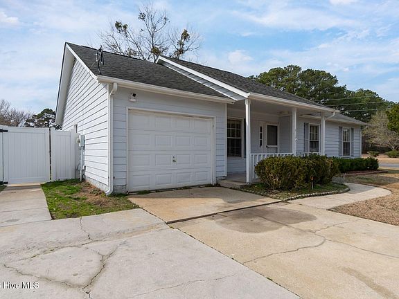 5th image of 300 Quail Ridge Road