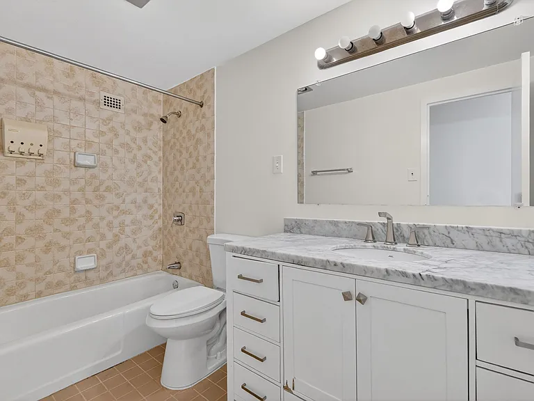 3701 S George Mason Dr — Photo 11