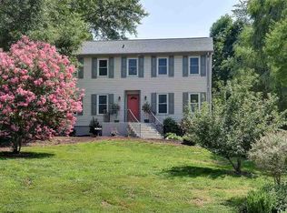 306 Pebble Creek Dr, Taylors, SC 29687
