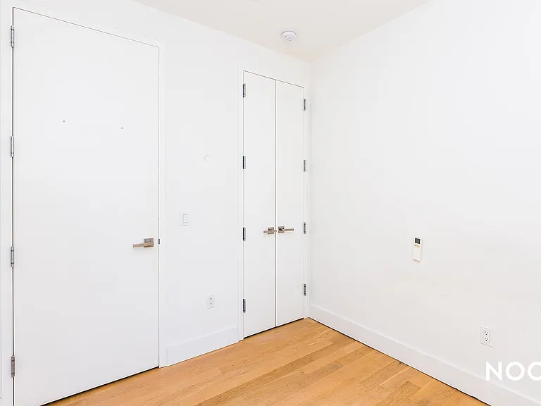 829 Willoughby Ave #4F — Photo 12