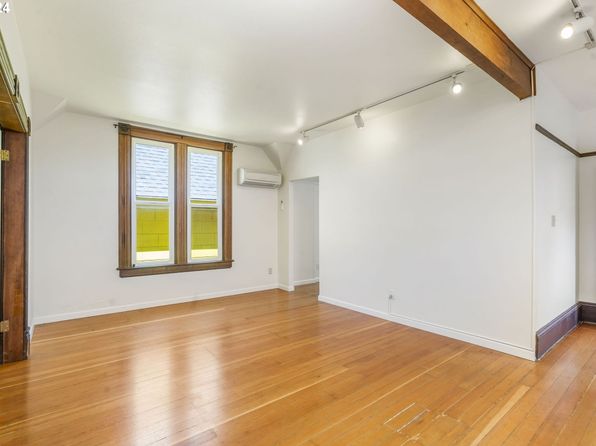 portland-oregon-2076780085 picture