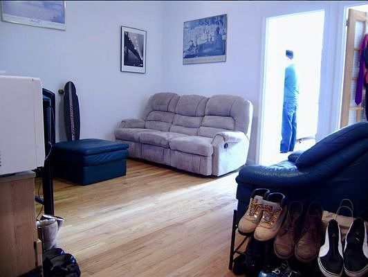 4th image of 346 E 78th St APT 4B