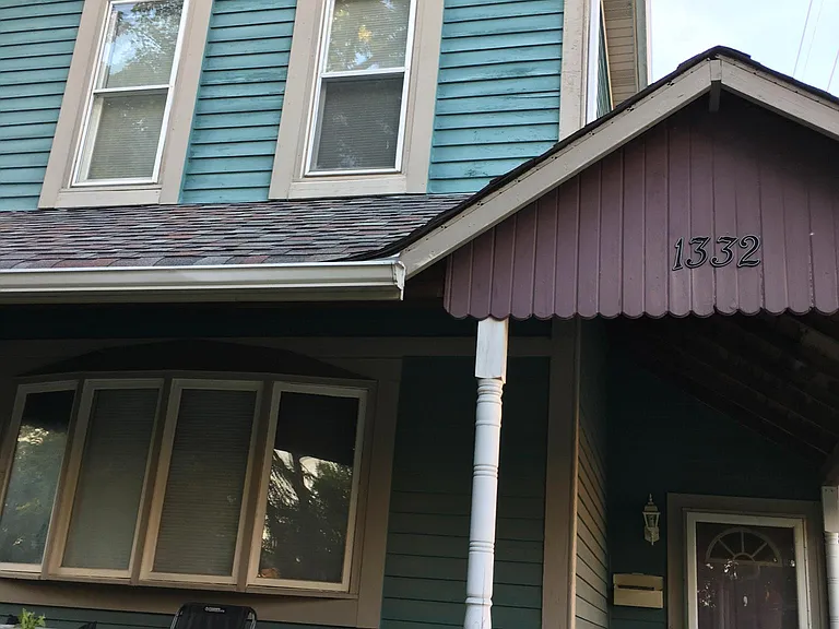 E Ohio St — Photo 23