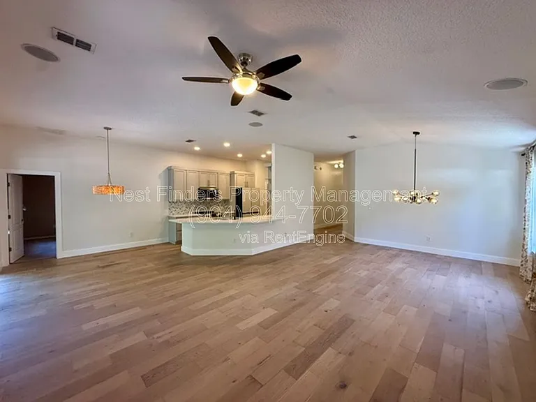 13658 Kayak Ct — Photo 8