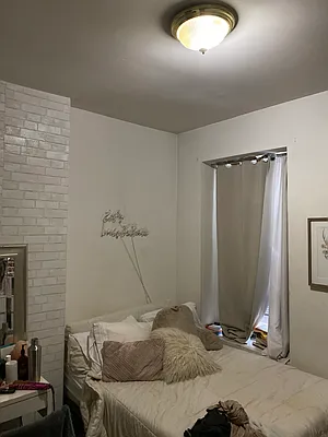 Rented by Bond New York | media 35