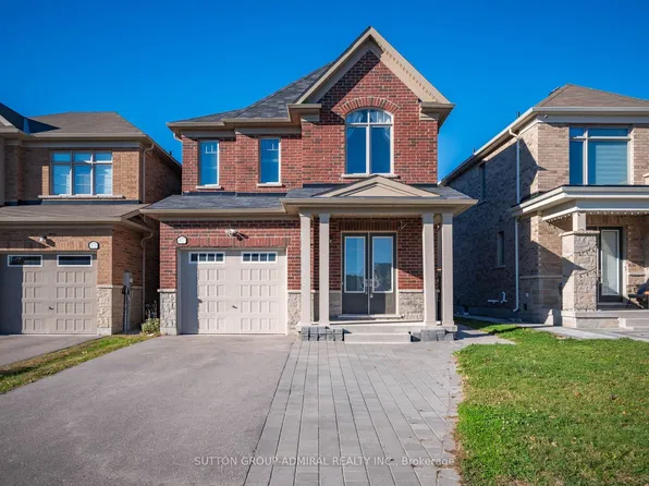 377 Busato Dr, Whitchurch Stouffville, ON L4A 4V1
