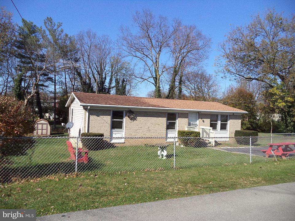 2nd image of 112 Weirick St