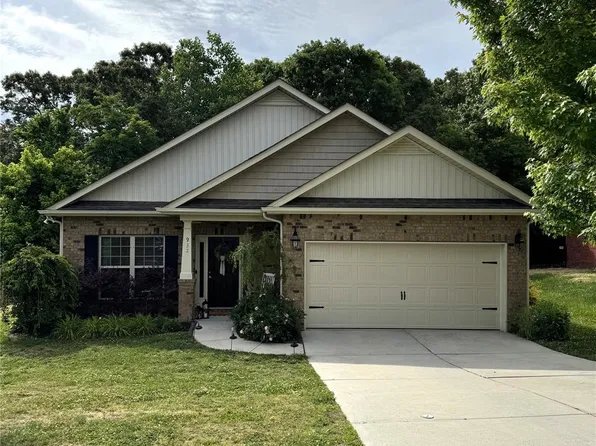 932 Catawba Wells Ct, Rock Hill, SC 29732