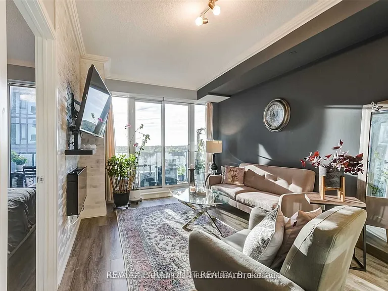 9600 Yonge St #706B — Photo 8