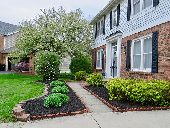 3rd image of 10144 Chantry Pl NW