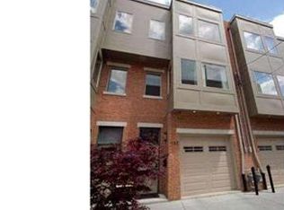 757 S Chadwick St, Philadelphia, PA 19146