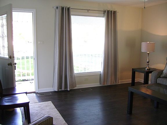 3rd image of 16740 Robinhood Dr