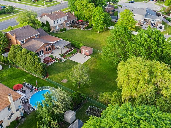 4th image of 8725 Wheeler Dr