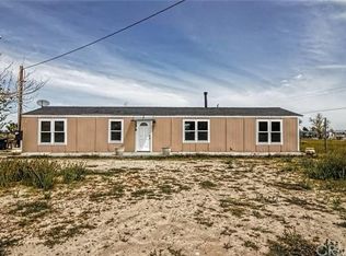 5676 Goss Rd, Phelan, CA 92371