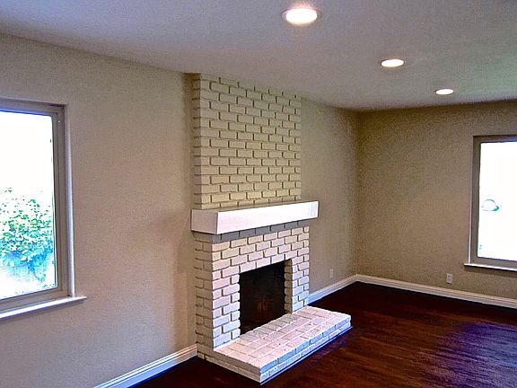 2nd image of 1434 W Princeton Ave
