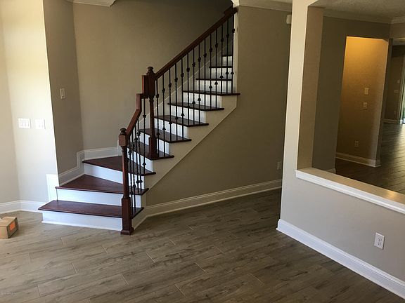 2nd image of 839 Bent Creek Dr