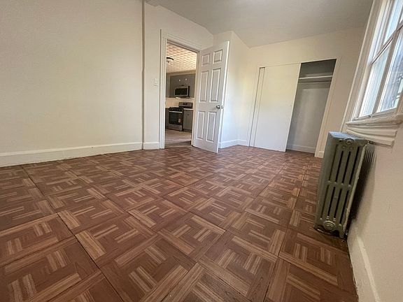 5th image of 11 Garfield St Floor 2