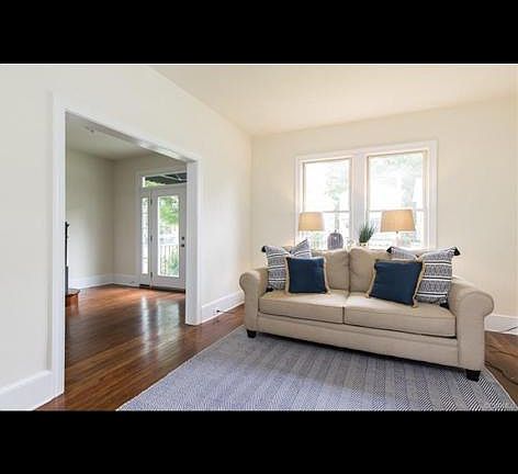 4th image of 2316 2nd Ave
