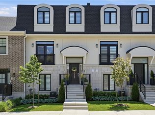 24 Willow Bank Cmn, Saint Catharines, ON L2S 2X5