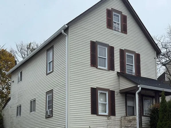 52 Horton St, Stamford, CT 06902