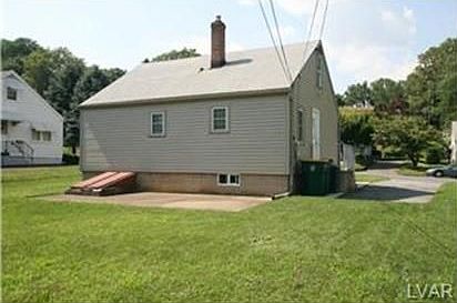3rd image of 2614 Eldridge Ave